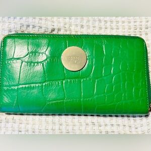 DKNY Vibrant Green Croc-Embossed Wallet